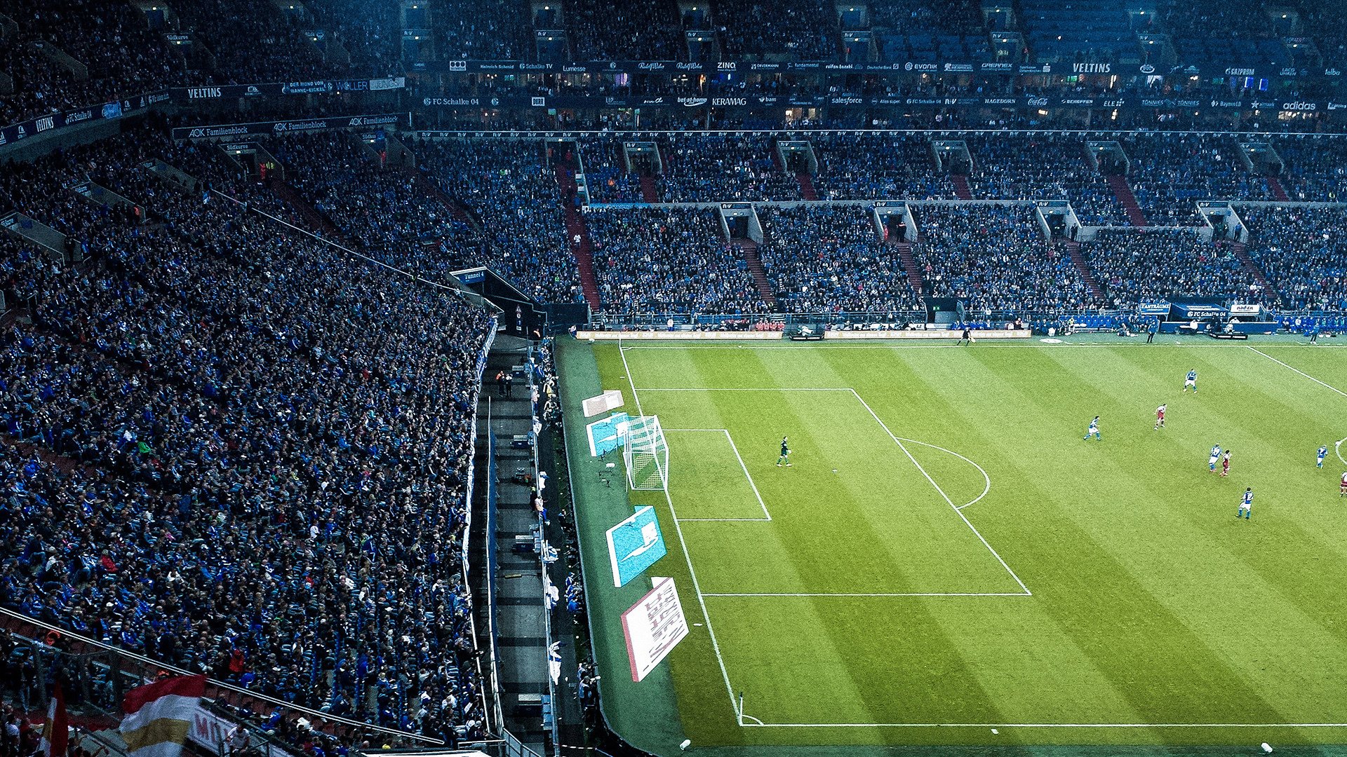 法甲：巴黎在客场逆转里尔，争冠形势依然胶着，法甲巴黎vs里尔直播